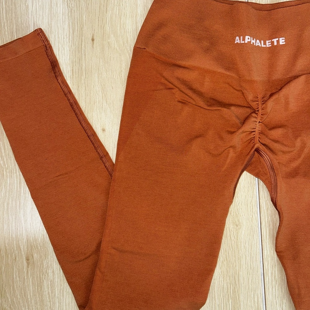 Alphalete amplify leggings